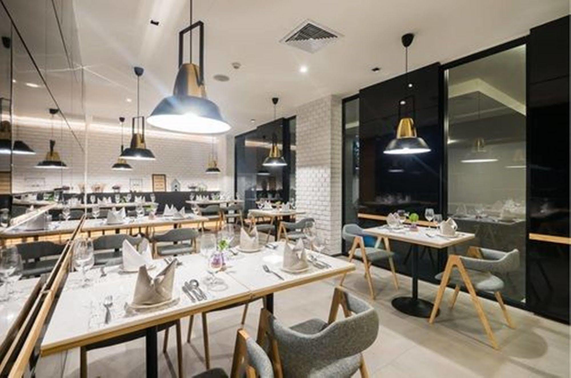 Sea Me Spring Tree (adults Only) Pattaya